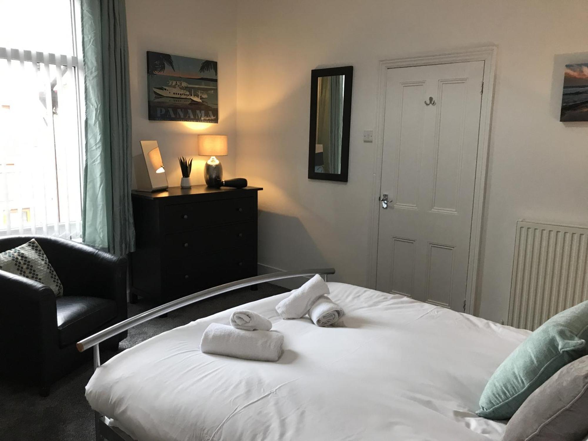 Bright Spacious 3-Bed With Office & Patio, Preston Preston  Bagian luar foto